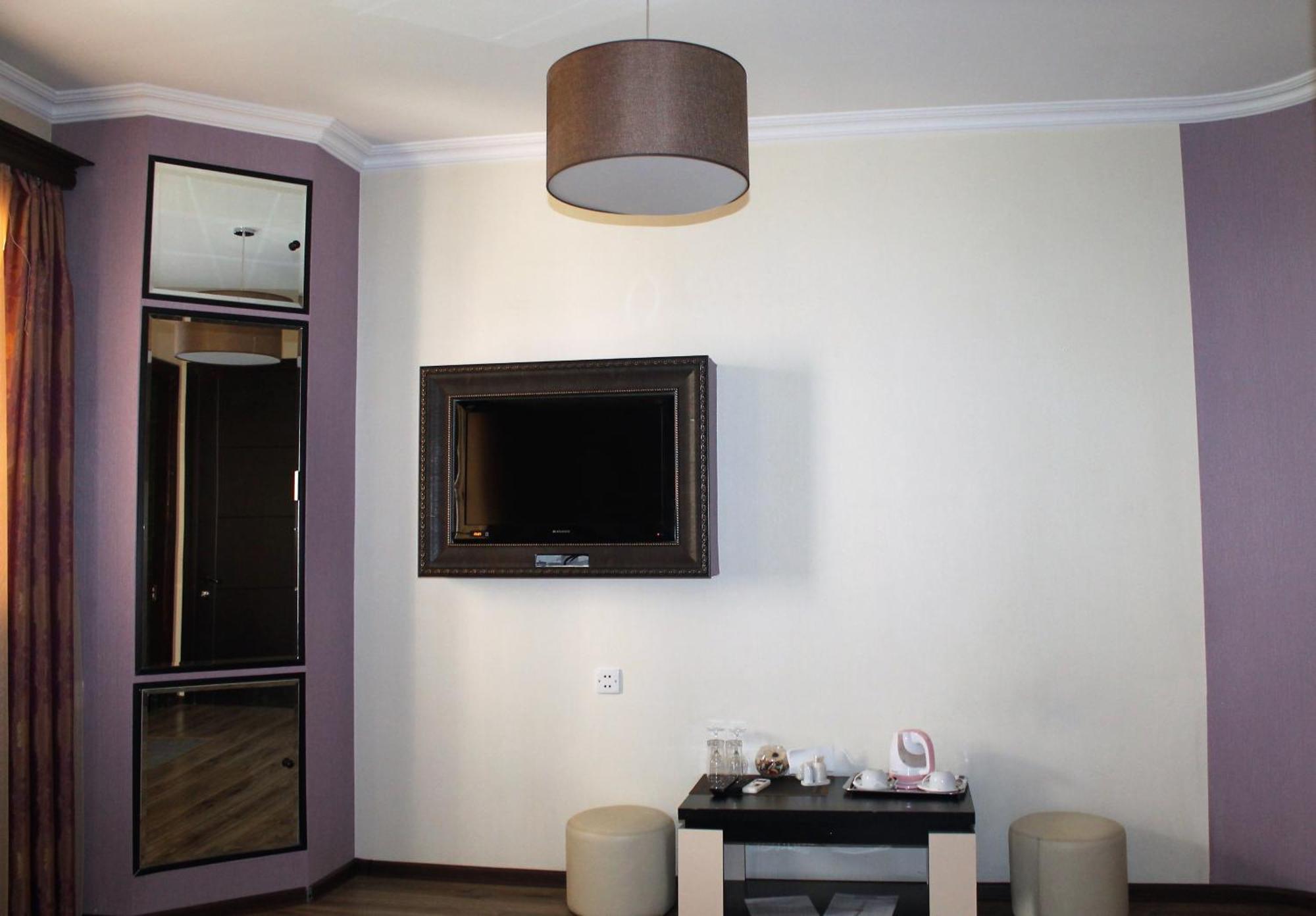 Panorama Eco-Hotel Tbilisi Exterior photo