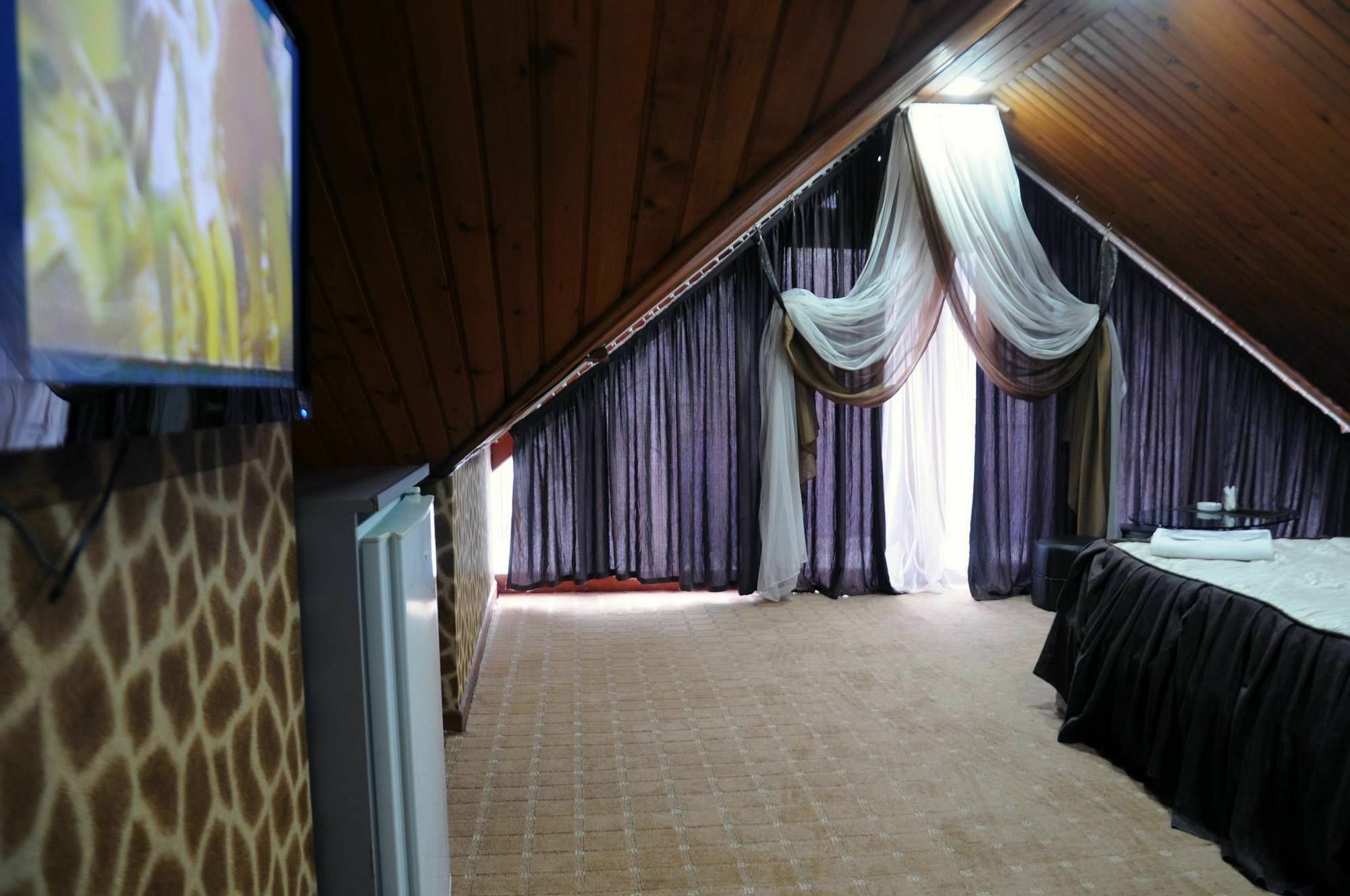 Panorama Eco-Hotel Tbilisi Exterior photo